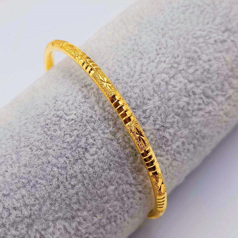 916 Gold Casting Bangle - Image 2