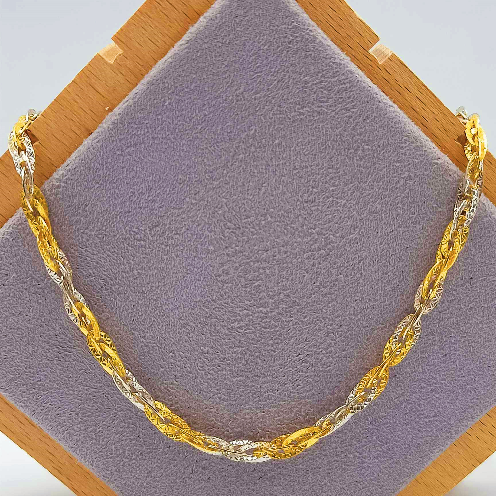 916 Gold Two Tone Twisted Chain – Marina Goldsmith - Main Image