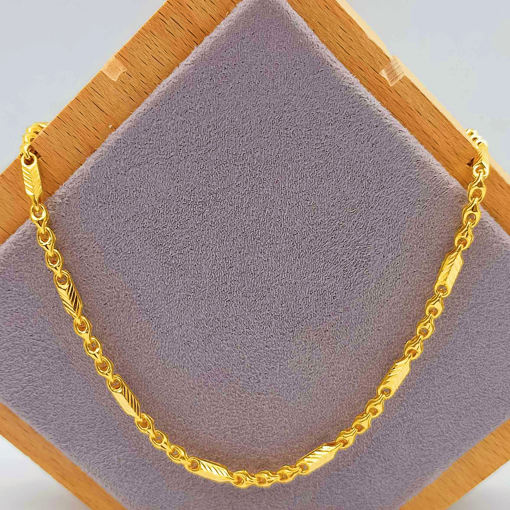 916 Gold Hollow Fancy Chain 3mm 4mm