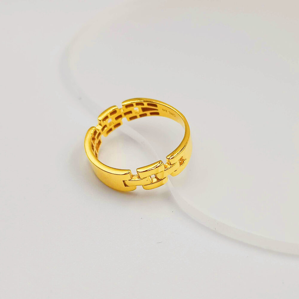 916 Gold Square Link Ring - Image 4