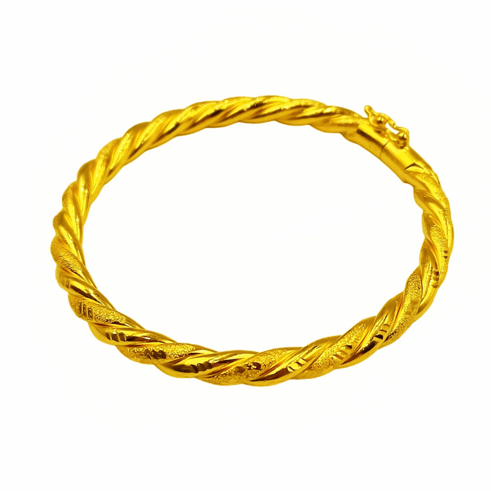 916 Gold Twisted Bangle