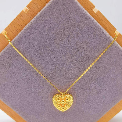 916 Gold Heart Locket Necklace