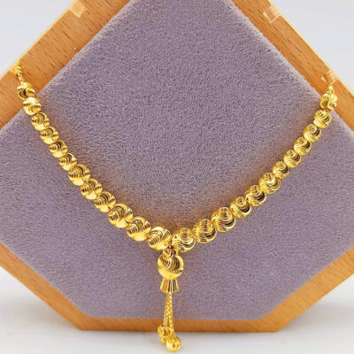 916 Gold Dangling Ball Necklace