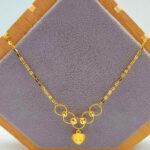 916 Gold Dangling Heart Necklace
