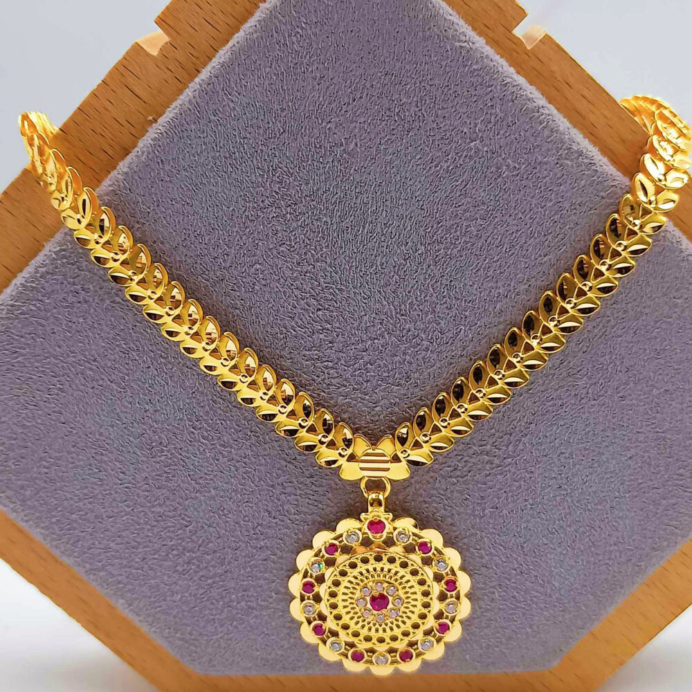916 Gold Dangling Mala Leaf Necklace