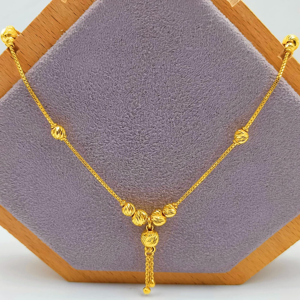 916 Gold Dangling Ball Necklace