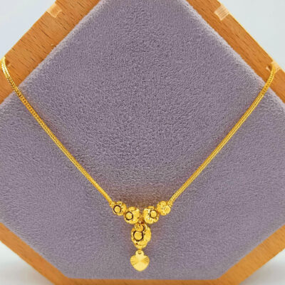 916 Gold Dangling Ball Necklace