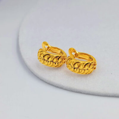 916 Gold Glitter Spring Clip Earrings