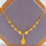 916 Gold Dangling Waterdrop With Ball Fox Tail Chain Necklace